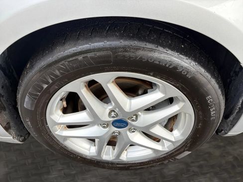 Used 2013 Ford Fusion SE FWD image 36