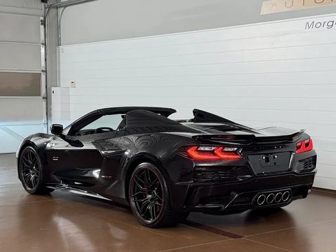 Used 2023 Chevrolet Corvette Z06 RWD image 5