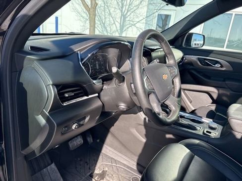Certified 2023 Chevrolet Traverse Premier image 10