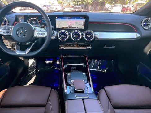 Used 2023 Mercedes-Benz GLB 35 AMG 4MATIC image 16