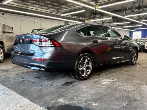 Used 2023 Honda Accord EX image 5