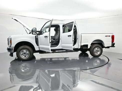 New 2026 Ford F250 XL w/ XL Chrome Package AWD/4WD image 49