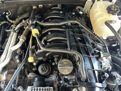 Used 2022 Jeep Gladiator Mojave w/ Cold Weather Group AWD/4WD image 29