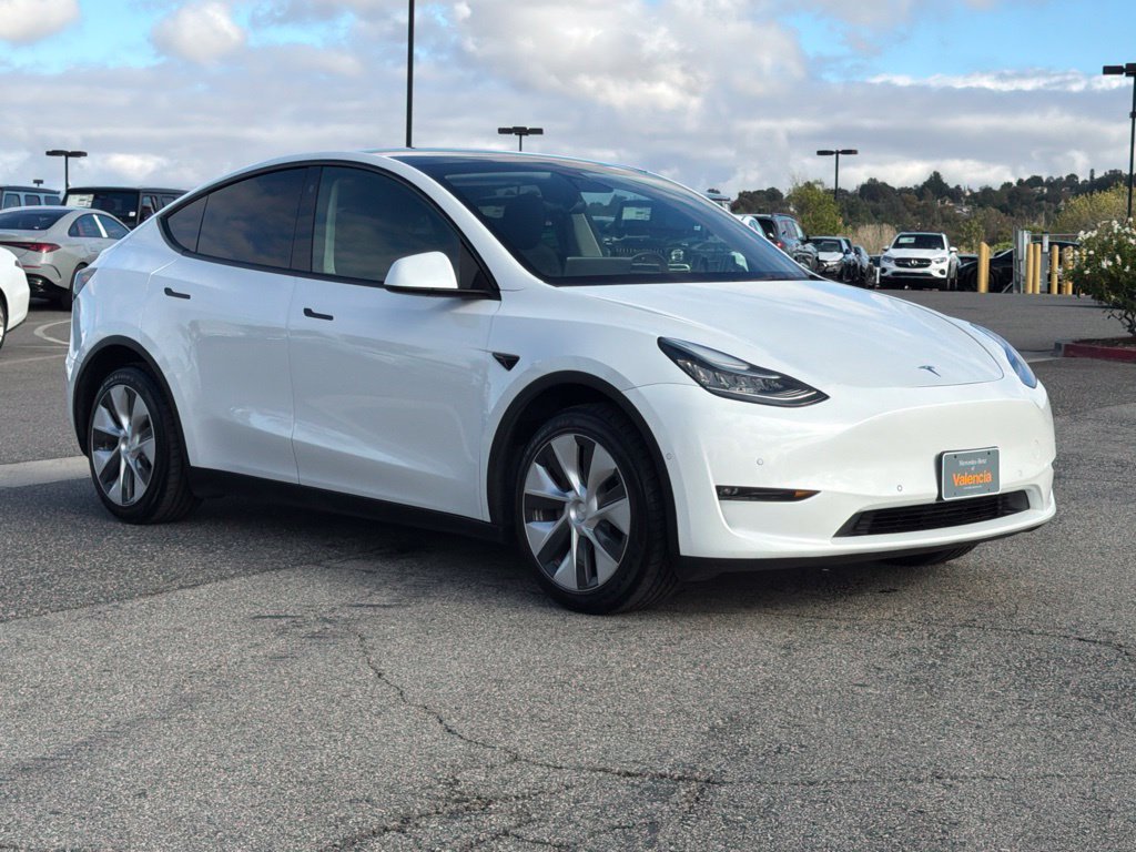 Used 2021 Tesla Model Y Long Range AWD/4WD image 5