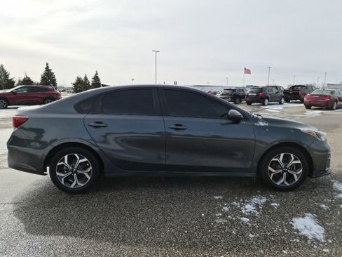 Used 2021 Kia Forte LXS image 4