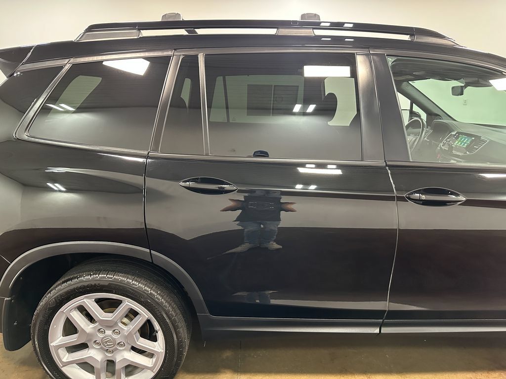Used 2024 Honda Passport EX-L image 40