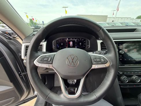 Used 2023 Volkswagen Atlas SEL Premium AWD/4WD image 15