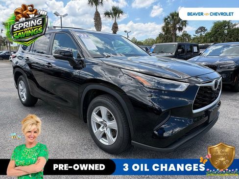 Used 2023 Toyota Highlander L FWD image 9