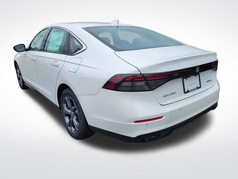 New 2025 Honda Accord EX-L image 6