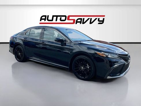 Used 2024 Toyota Camry XSE FWD image 1