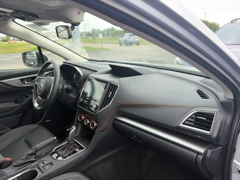 Used 2023 Subaru Crosstrek 2.5i Limited AWD/4WD image 5