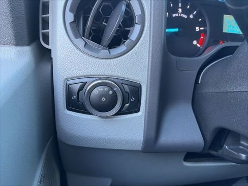 Used 2024 Ford E-450 and Econoline 450 Super Duty w/ Power Windows & Locks Group image 27