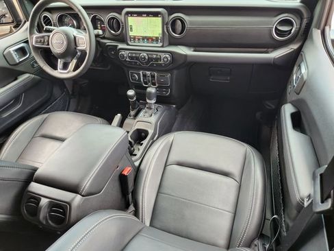 Used 2023 Jeep Wrangler Unlimited Sahara w/ Cold Weather Group AWD/4WD image 24
