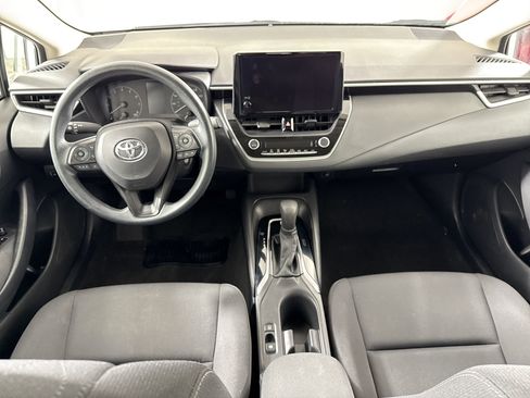 Used 2023 Toyota Corolla LE image 14