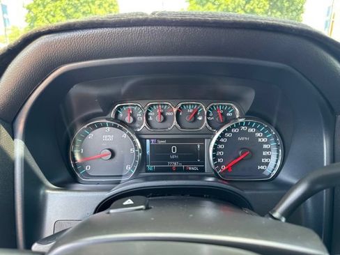 Used 2018 Chevrolet Silverado 1500 LT w/ All Star Edition AWD/4WD image 19
