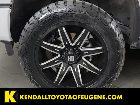 Used 2025 Ford F150 XLT w/ Equipment Group 301A Standard AWD/4WD image 9