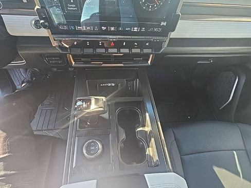 Used 2024 GMC Hummer EV 3X w/ Omega Edition image 31