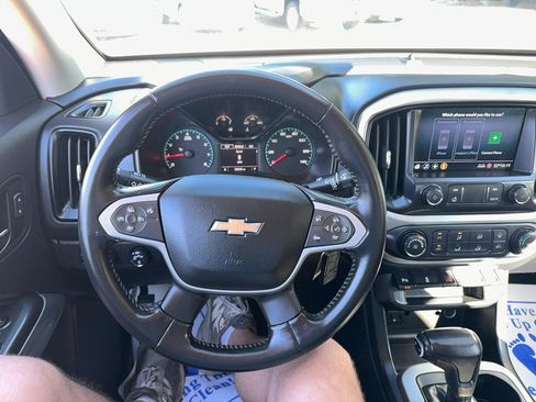 Used 2021 Chevrolet Colorado LT w/ Fleet Safety Package image 12
