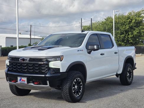 Certified 2025 Chevrolet Silverado 1500 ZR2 AWD/4WD image 7