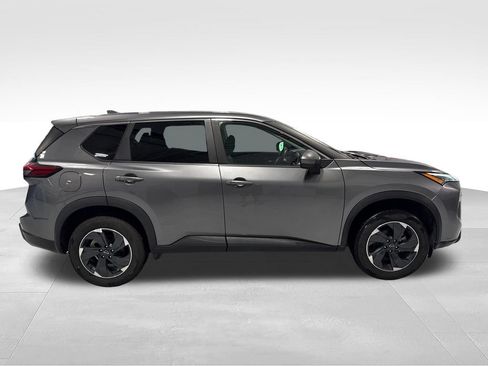 Used 2024 Nissan Rogue SV AWD/4WD image 48