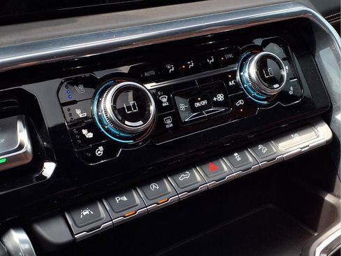 Used 2023 GMC Sierra 1500 Denali Ultimate image 19