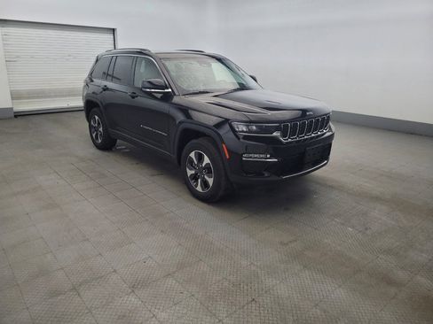 Used 2023 Jeep Grand Cherokee 4WD 4xe image 13