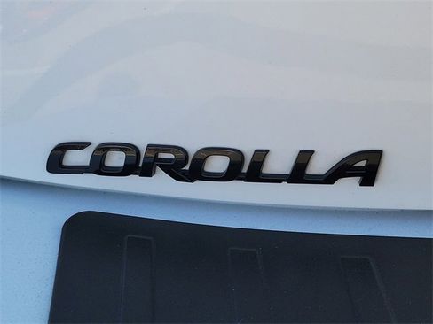 Used 2020 Toyota Corolla SE image 24