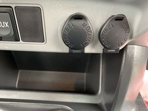 Used 2012 Toyota Tacoma 4x4 Regular Cab image 21