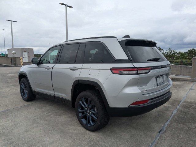 New 2026 Jeep Grand Cherokee Limited AWD/4WD image 6