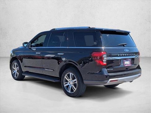 Used 2024 Ford Expedition Limited AWD/4WD image 8