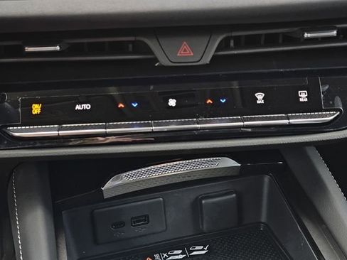 New 2025 Buick Envision Sport Touring image 14