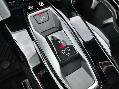 Certified 2025 Audi Q5 Premium Plus w/ Premium Plus image 40