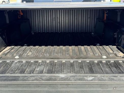 Used 2018 Toyota Tacoma TRD Sport image 15