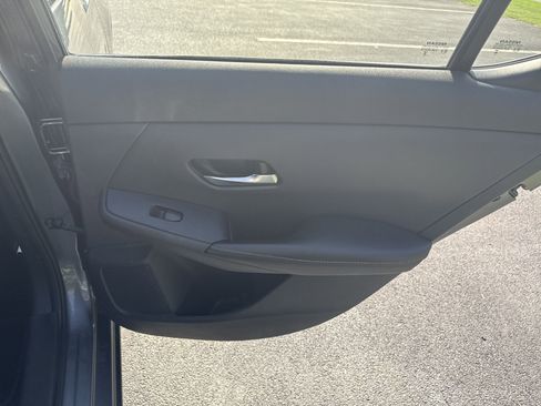 Used 2023 Nissan Sentra SV w/ All-Weather Package image 32