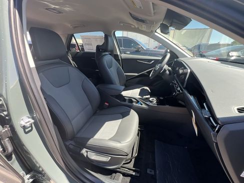 New 2026 Kia Niro Wind FWD image 25