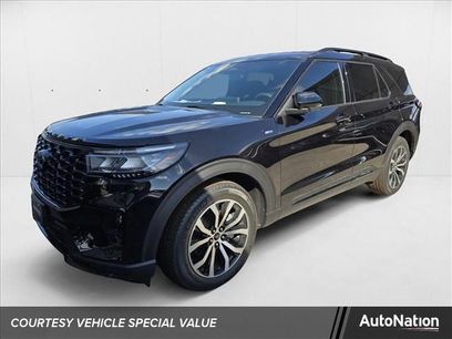 New 2025 Ford Explorer ST-Line w/ Premium Package