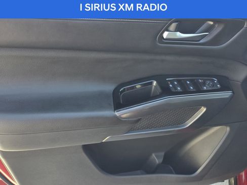 Used 2023 Nissan Pathfinder SL w/ Black Appearance Package image 15