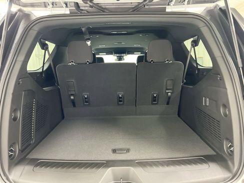 New 2026 Chevrolet Suburban LS AWD/4WD image 25