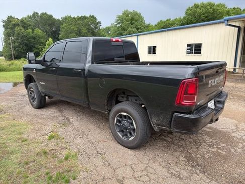 Used 2025 RAM 2500 Laramie AWD/4WD image 7