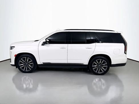 Used 2022 Cadillac Escalade Sport Platinum w/ Heavy-Duty Trailer Package AWD/4WD image 4
