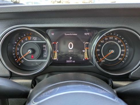 Used 2023 Jeep Gladiator Mojave w/ Trailer Tow Package AWD/4WD image 27