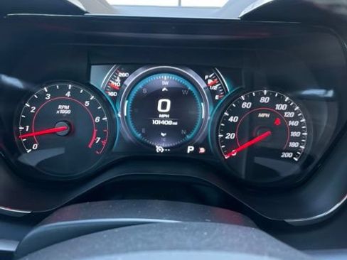 Used 2017 Chevrolet Camaro SS RWD image 8