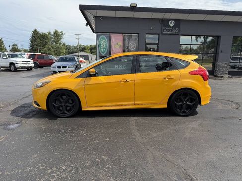 Used 2014 Ford Focus ST w/ Equipment Group 202A FWD image 3