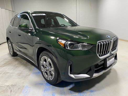 Used 2025 BMW X1 xDrive28i w/ Convenience Package image 4