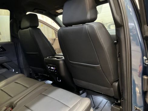 Used 2025 Chevrolet Tahoe LT w/ Comfort Package AWD/4WD image 28