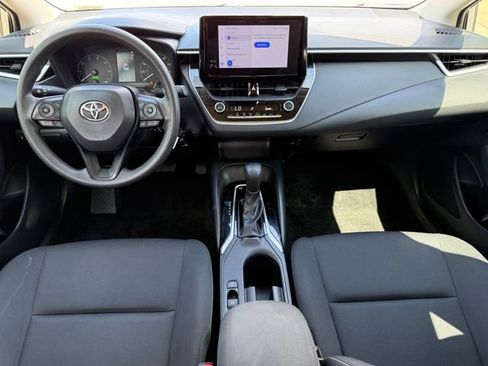 Used 2024 Toyota Corolla LE image 22