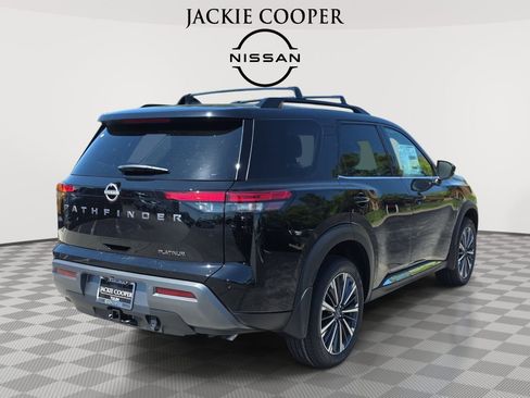 New 2026 Nissan Pathfinder Platinum FWD image 5