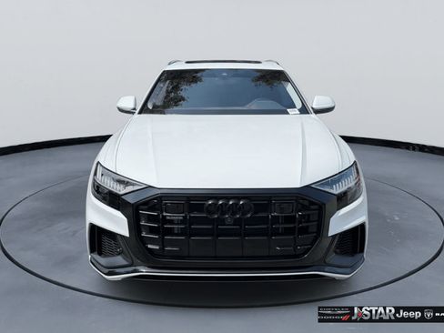 Used 2022 Audi Q8 Premium Plus AWD/4WD image 2