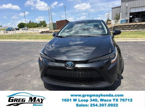 Used 2022 Toyota Corolla LE FWD image 9