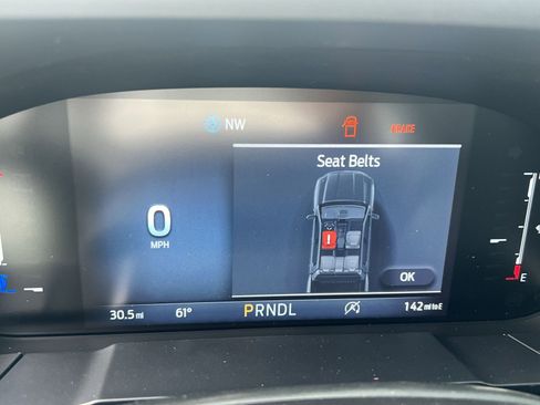 New 2025 Ford Maverick XL w/ Equipment Group 102A image 17